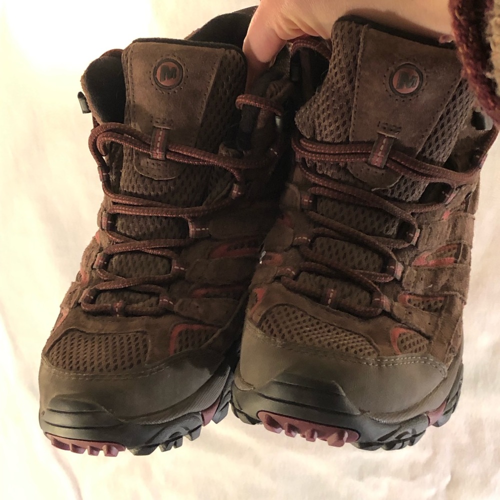 Brand New Merrel Hiking Boots